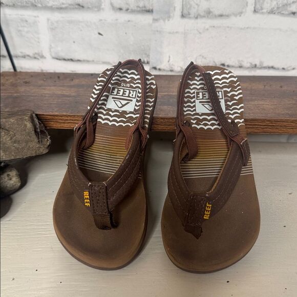 Reef Brown Toddler Flip Flops Shoes Size 8 - Picture 2 of 5